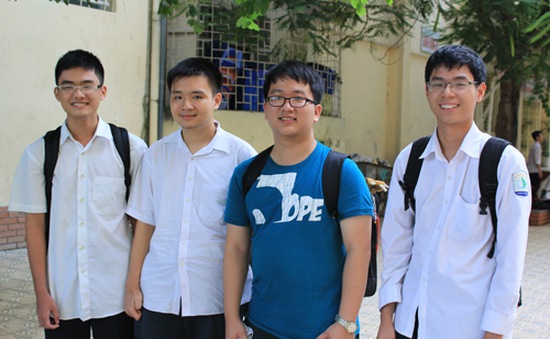 Cựu học sinh chuyên Toán nhận học bổng Singapore được cả Microsoft, Google và Facebook chiêu mộ